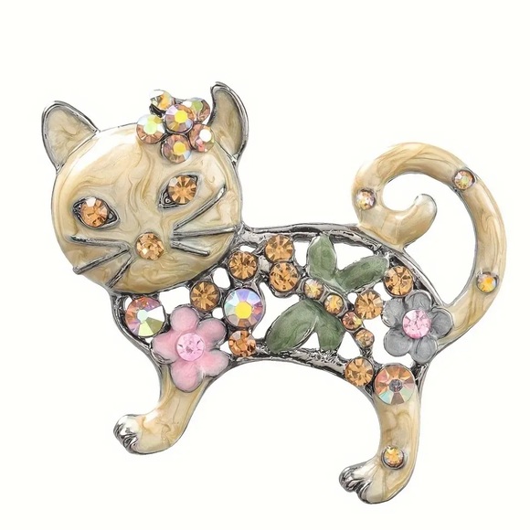 Jewelry - Brooch-cat, NIP, enamel beige paint/ rhinestones, 1.9x1.5